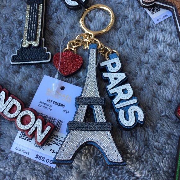 Michael Kors Keychains - Picture 3 of 7